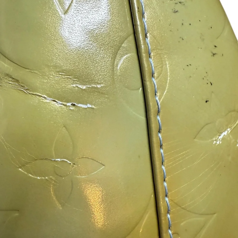 Louis Vuitton Vernis tote-see callouts